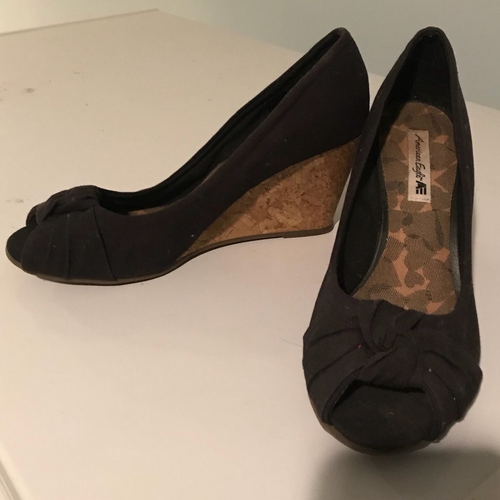 Open toe wedge